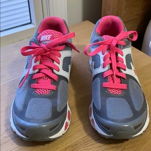 Nike Flywire sneakers